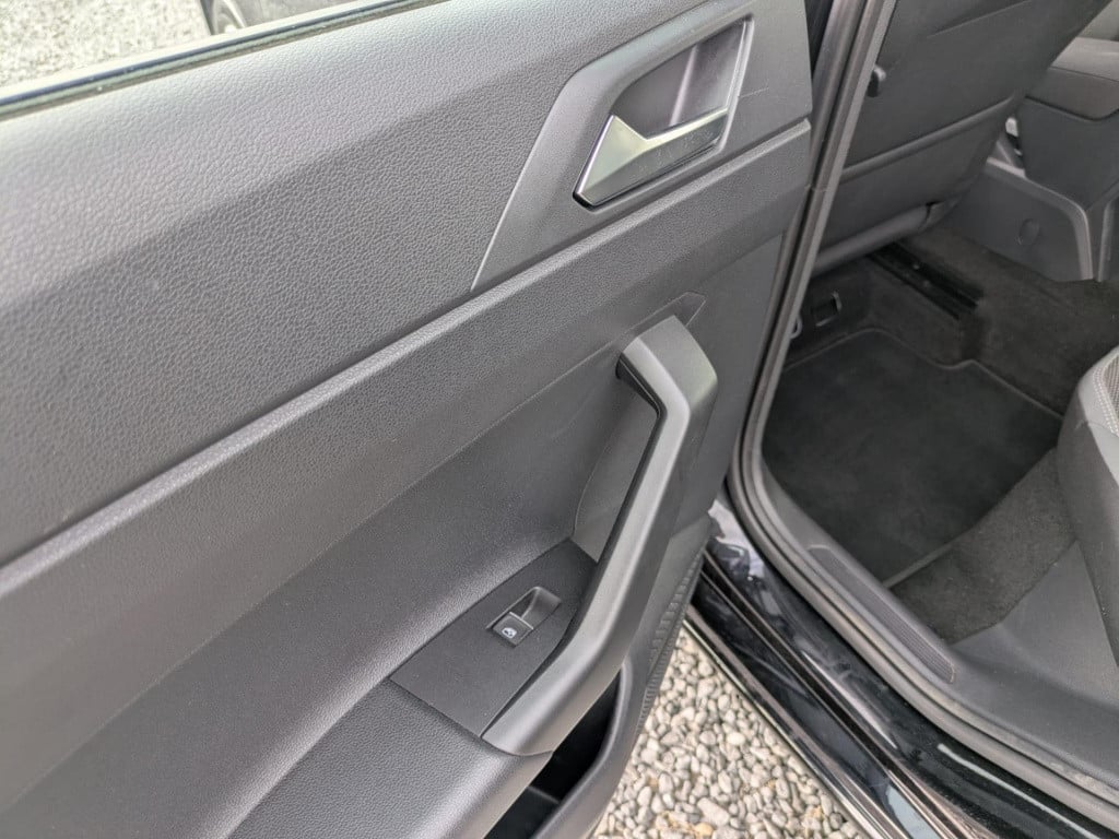Volkswagen Polo 1.0 tsi highline | adaptieve cruise control | carplay | nav