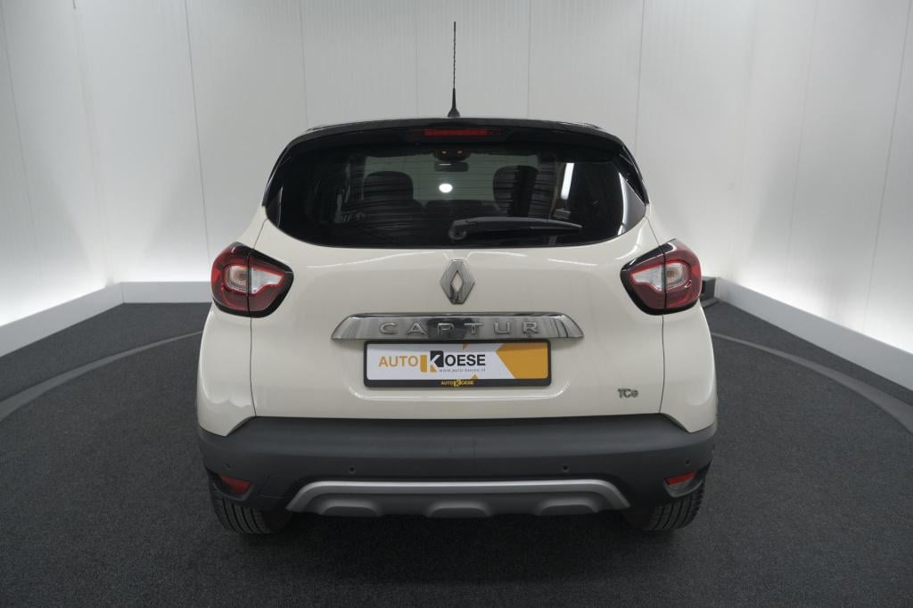 Renault Captur tce 120 edc intens | camera | dodehoekdetectie | navigatie |