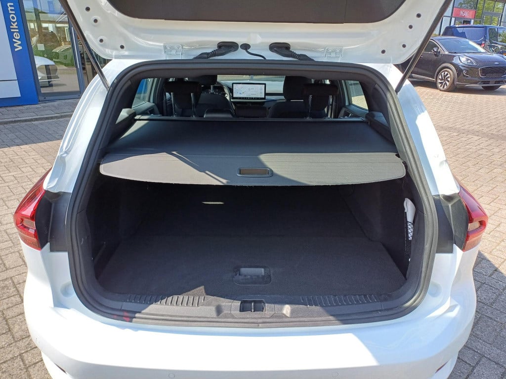 Ford Focus wagon 1.0 ecoboost hybrid st line