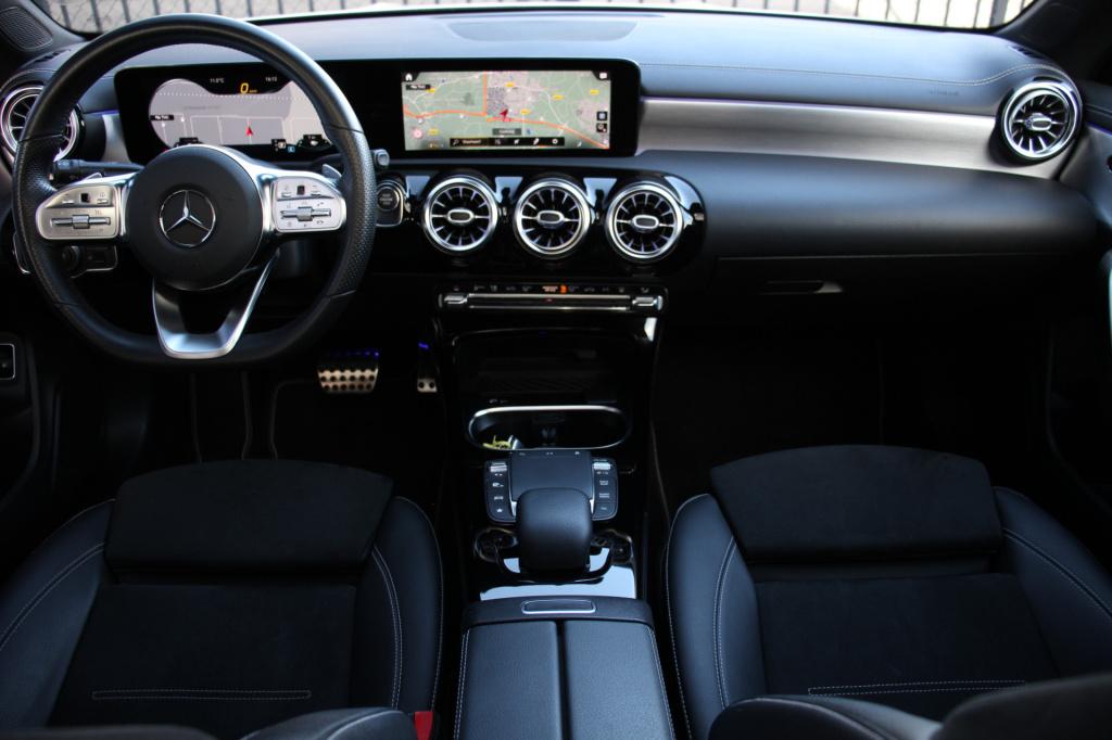 Mercedes-Benz Cla 250 e amg edition | pano | nightpakket | sfeerverlichting