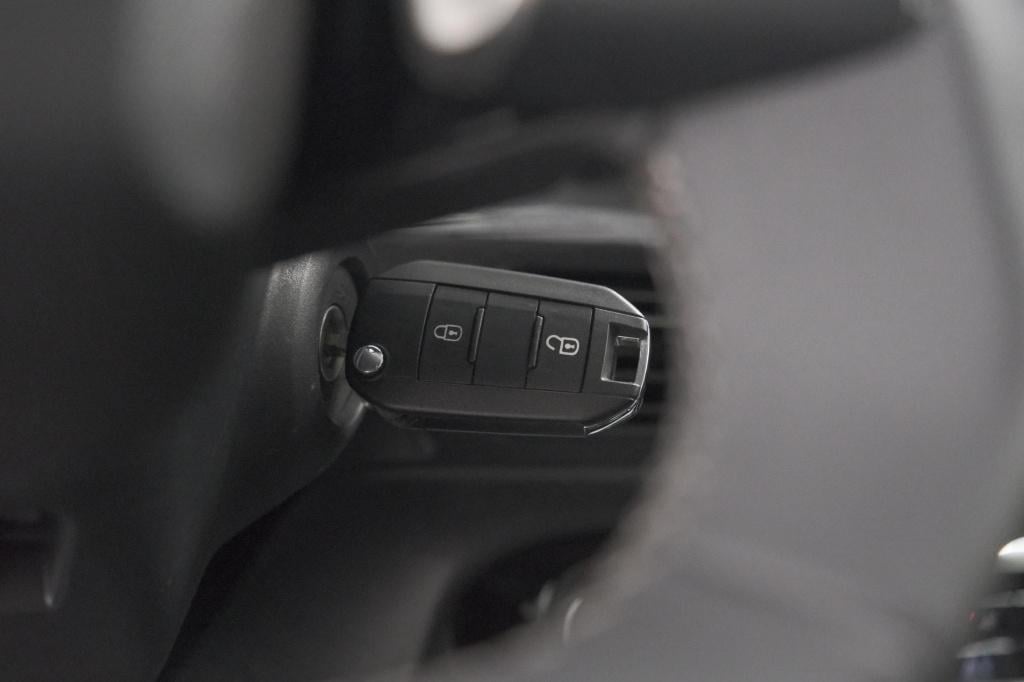 Citroen C3 Aircross 1.2 hybrid 145pk max | camera | dodehoekdetectie | navi