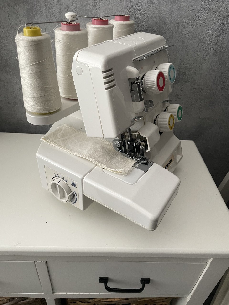 Medion Overlock naaimachine