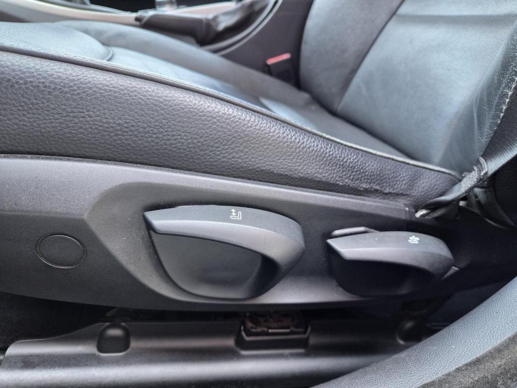 BMW 3-serie touring 318i business line style