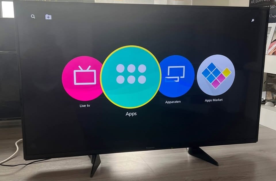 Panasonic Viera SMART ULTRA 4K UHD 49" inch-125 cm TV