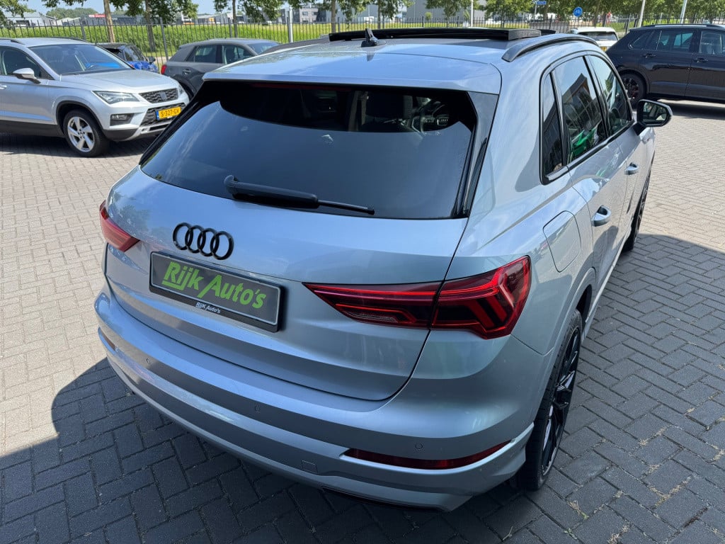 Audi Q3 35 tfsi advanced * panoramadak * matrix led * 360 camera