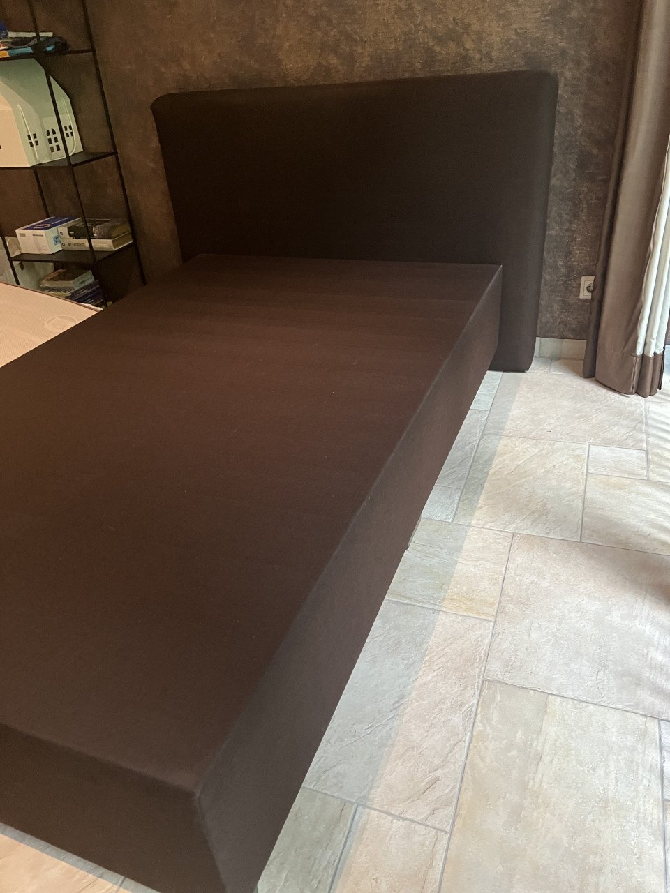 Bed boxspring 1.20 x 2.00 twijfelaar