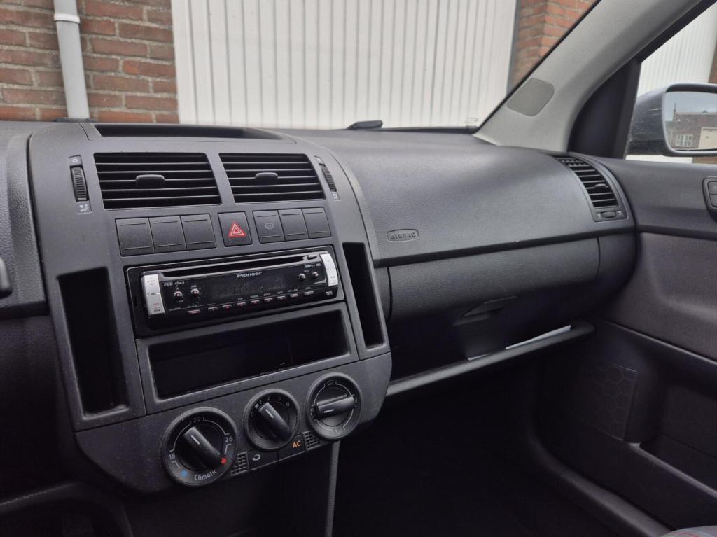 Volkswagen Polo 1.2 optive / origineel nl / airco