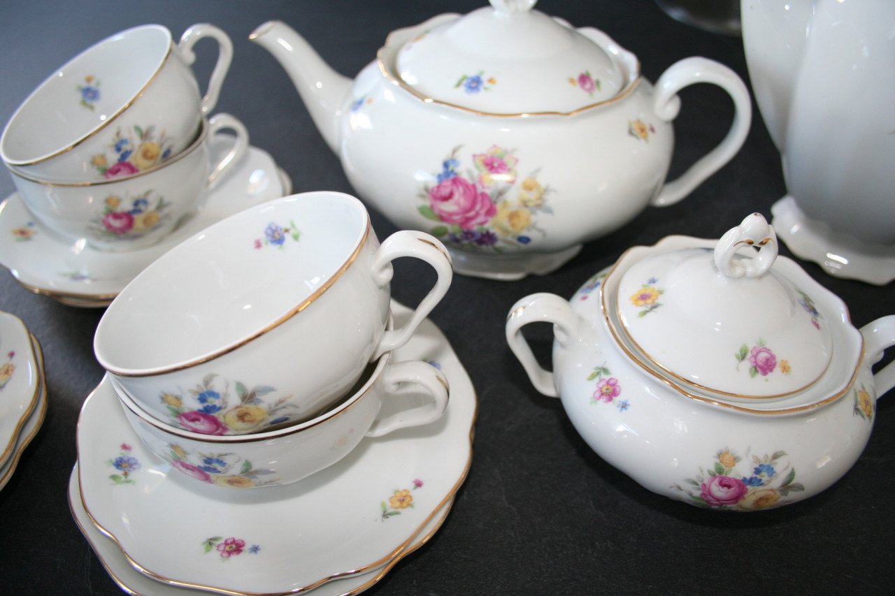 THEE EN KOFFIE SERVIES