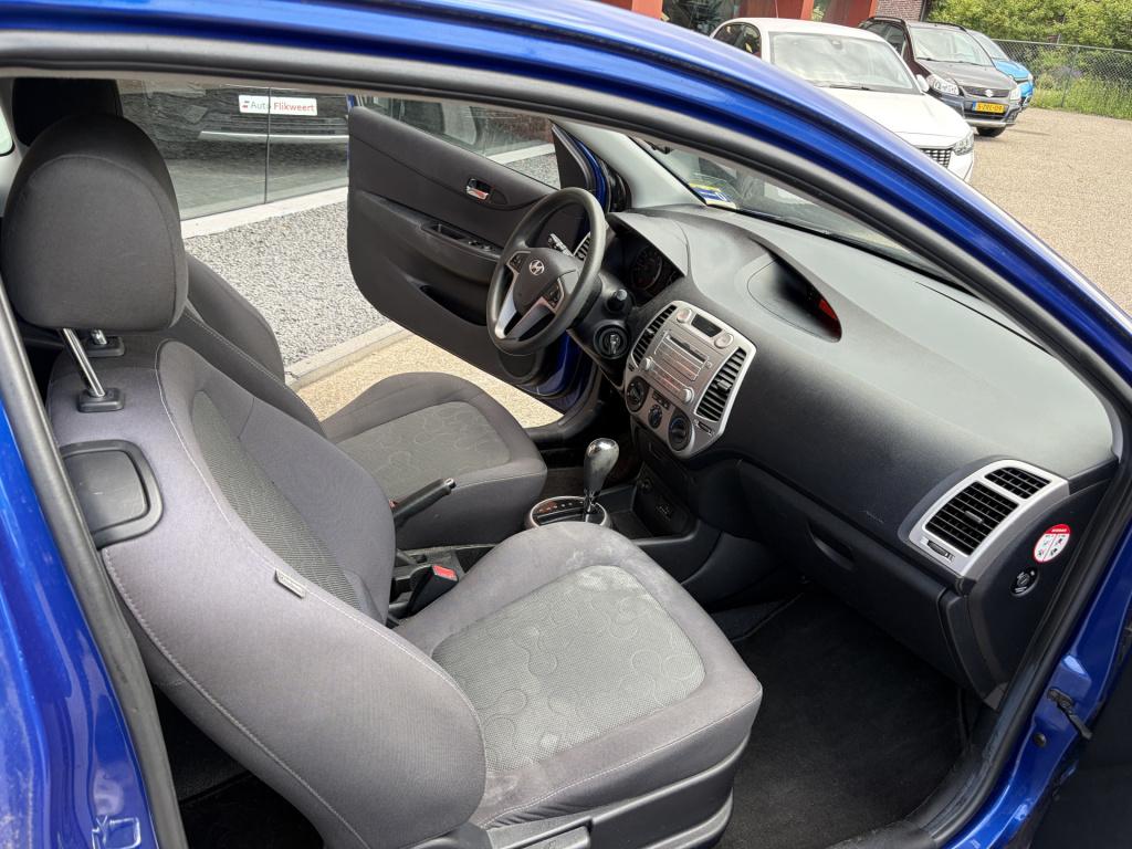 Hyundai I 20 1.4i dynamicversion