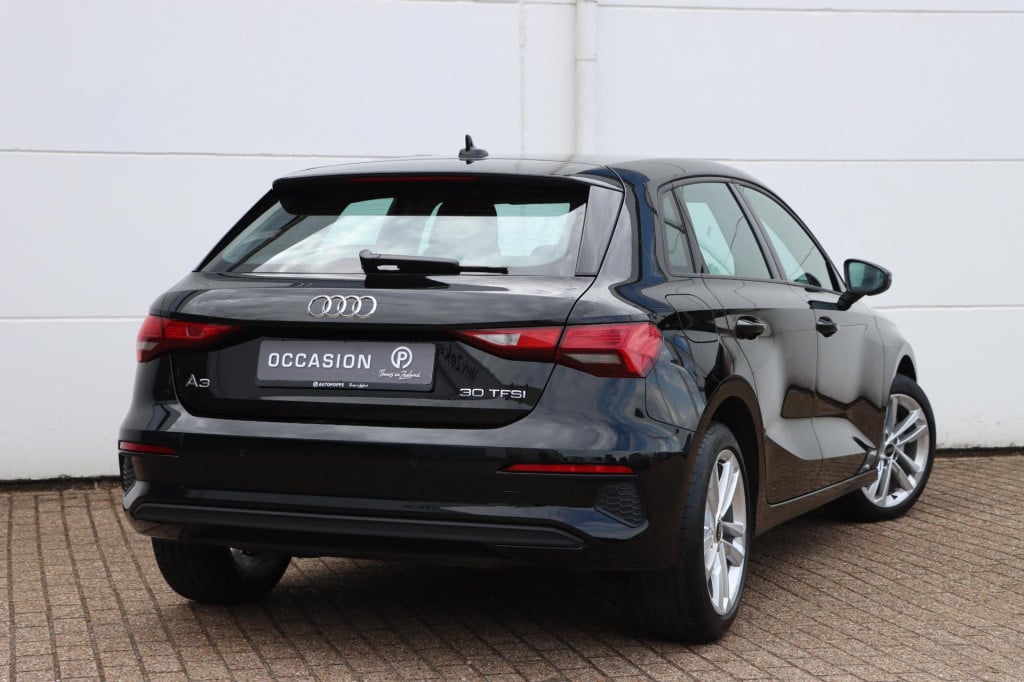 Audi A3 sportback 30 tfsi pro line