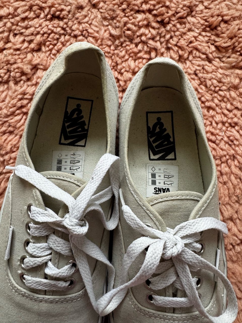 Vans authentic lichtgrijs/beige maat 41