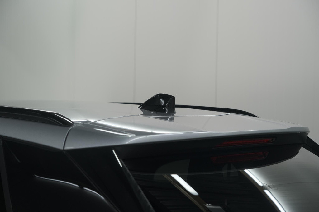 Peugeot 2008 puretech 100 allure | camera | navigatie | apple carplay | par