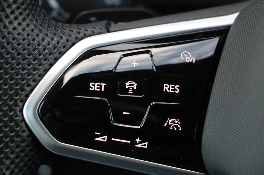 Volkswagen Tiguan 1.4 tsi ehybrid r-line business+ black style 245pk dsg6 |