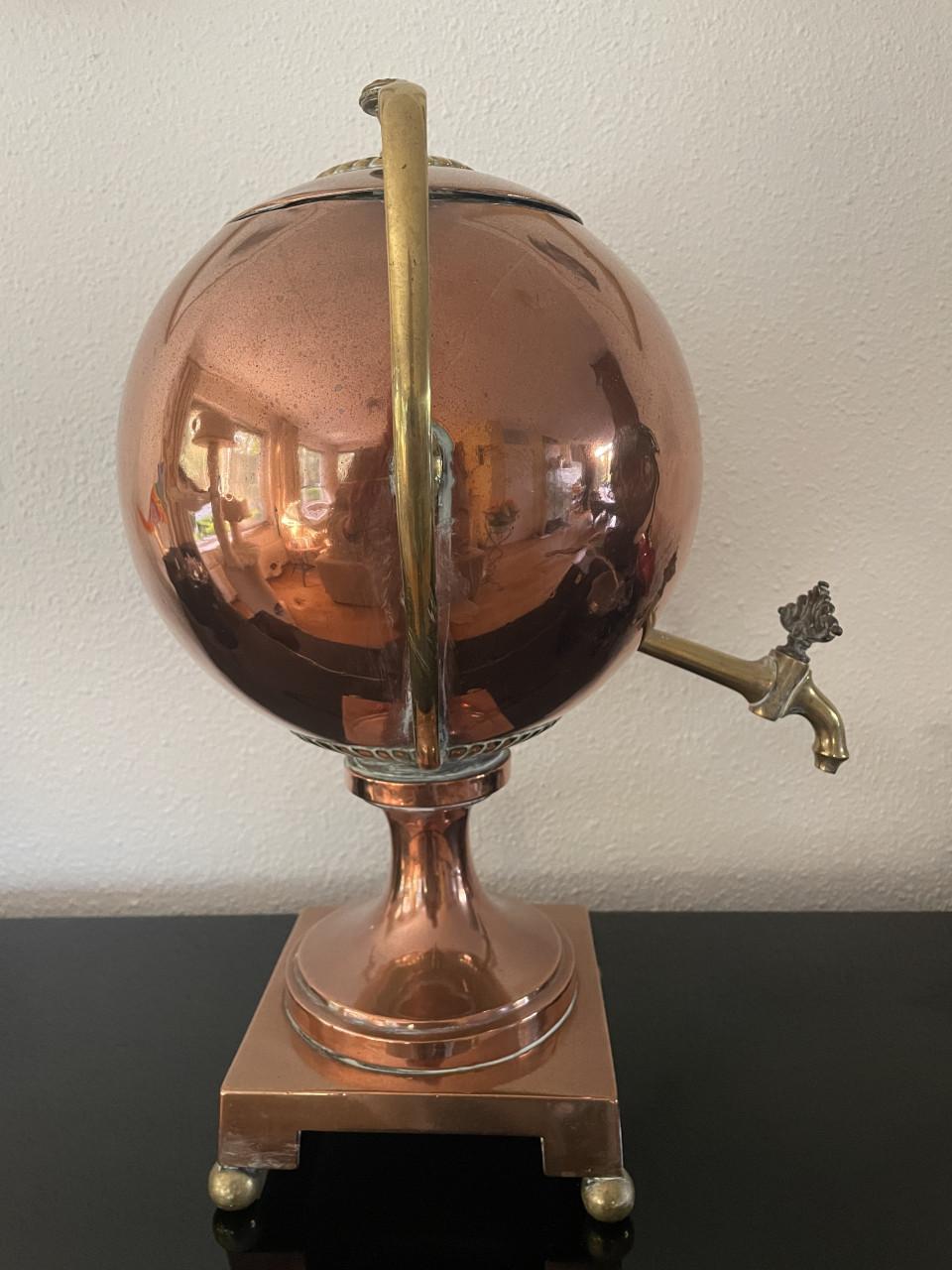 Waterkoker / Samovar, Franse makelij, koper, 18e eeuw