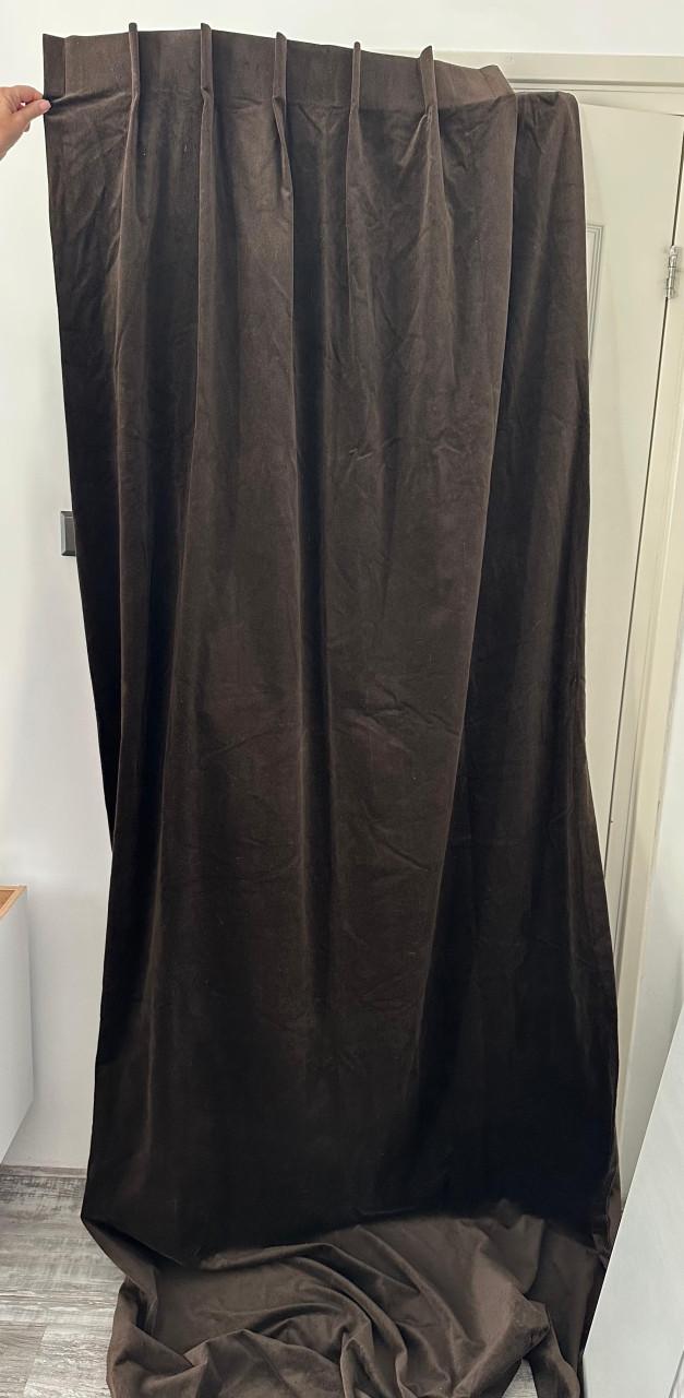 Mooie bruine velours gordijnen 2 stuks