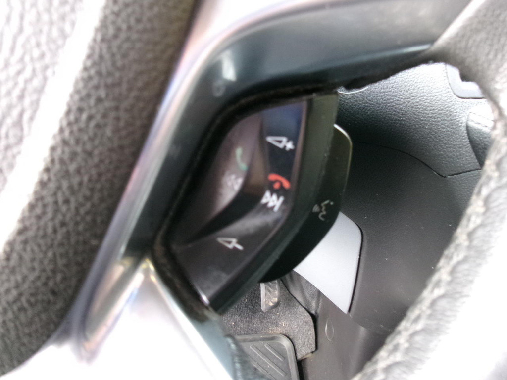 Ford Transit Custom 2.2 dpf l1/h1 250s (100pk) airco, trekhaak