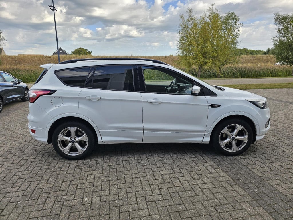 Ford Kuga 1.5 ecoboost st line