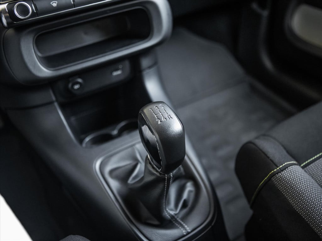 Citroen C3 1.2 puretech 82pk feel | cruise & climate control | android auto