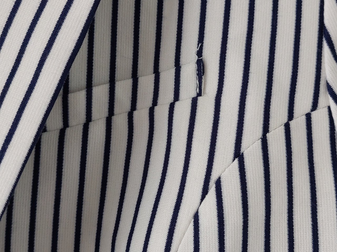 Gestreepte damesblazer H&M mt 42 wit/blauw