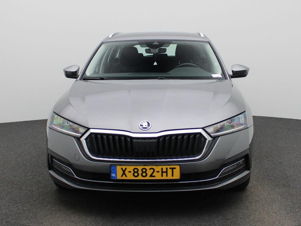 Skoda Octavia combi 1.5 e-tsi business edition plus | automaat | navigatie 