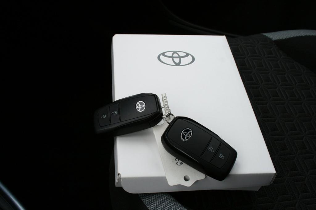 Toyota Aygo x 1.0 vvt-i s-cvt envy