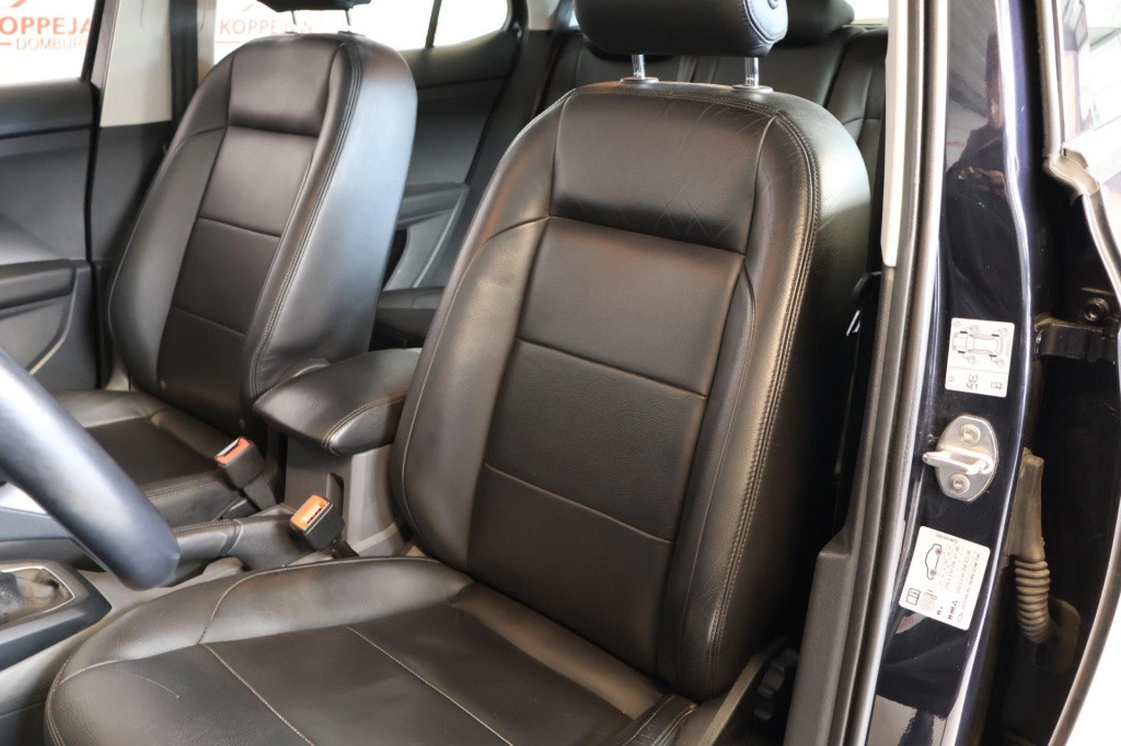 Volkswagen T-cross 1.0 tsi life nl auto, appconnect, leder, pdc, acc
