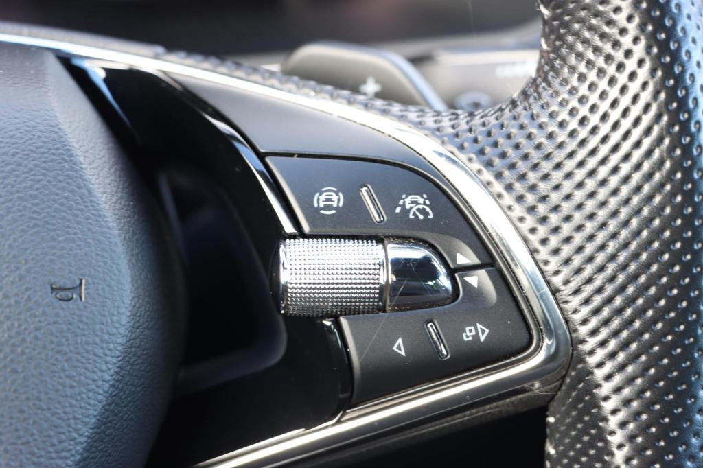 Skoda Superb combi 1.4 tsi iv sportline 217pk dsg6