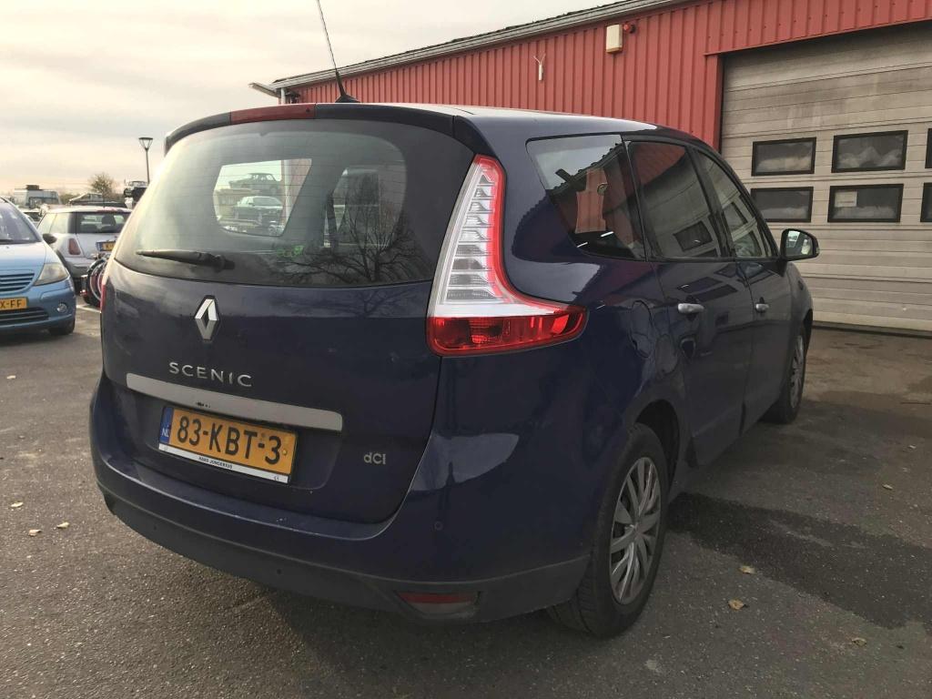 Renault Grand Scenic 1.9 dci privilege
