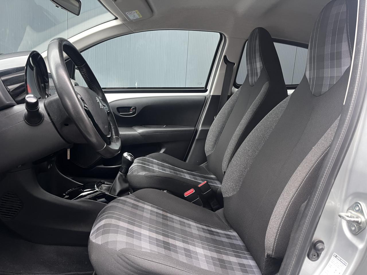 Peugeot 108 1.0 e-VTi Blue STYLE Executive