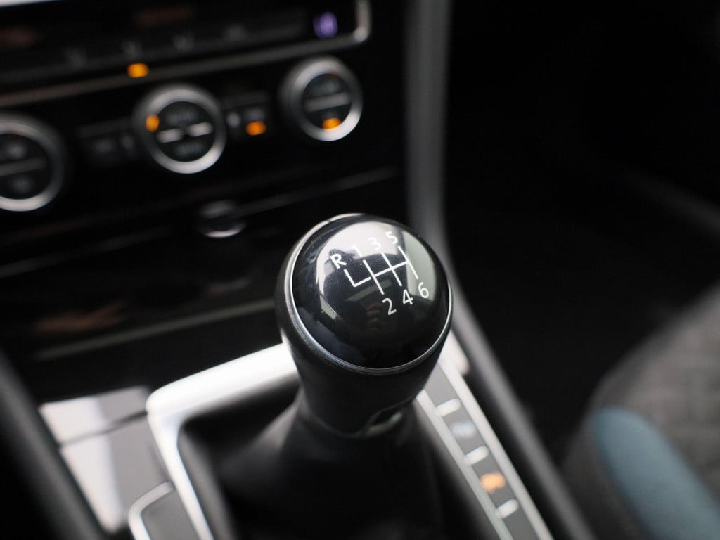 Volkswagen Golf variant 1.0 tsi comfortline | iq-drive | lmv | navigatie | 
