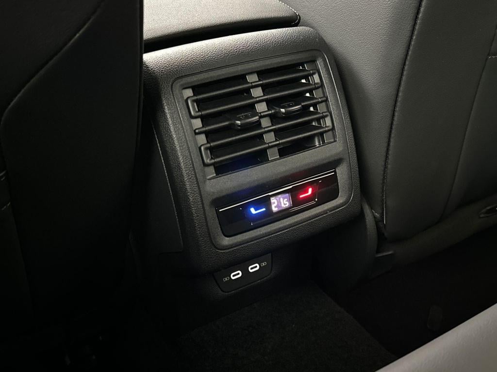 Volkswagen Golf style edition 204 pk plug in hybride