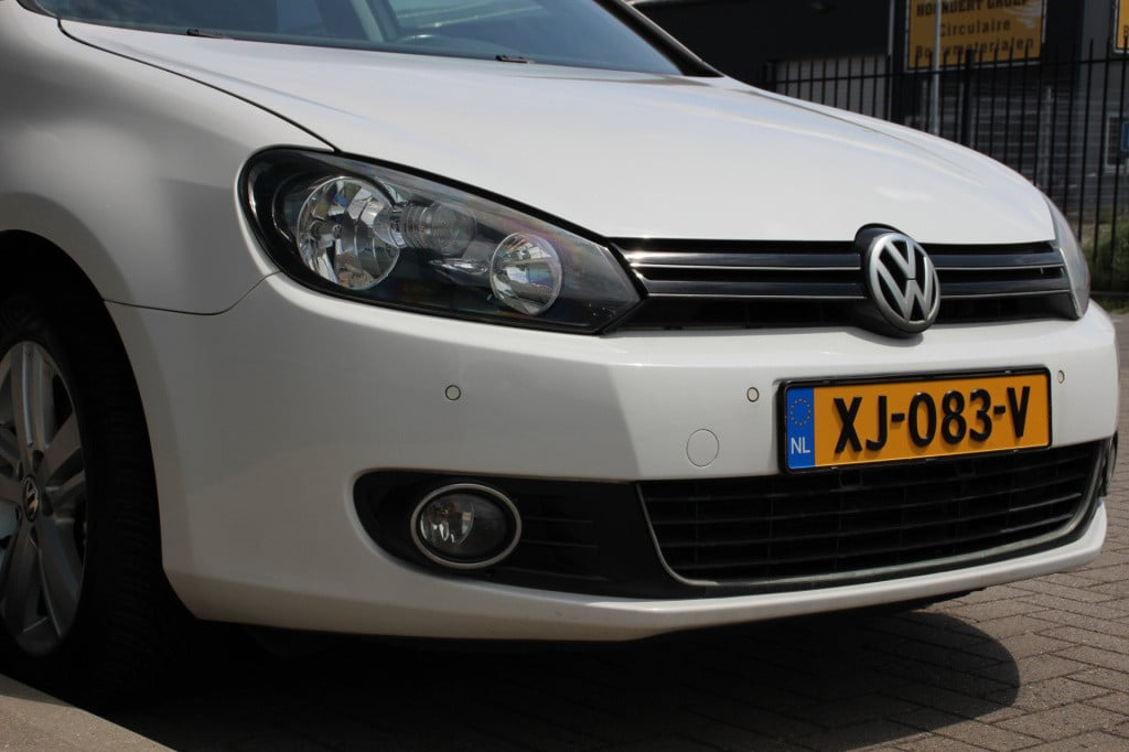 Volkswagen Golf 1.4 tsi highline | navi | cruise | pdc |