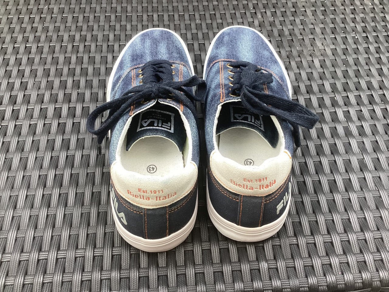 Nieuwe Fila herenschoenen maar 43