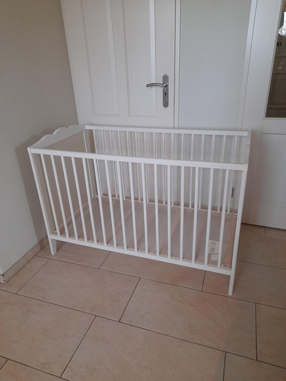 SUNDVIK Babybedje, wit, 60x120 cm