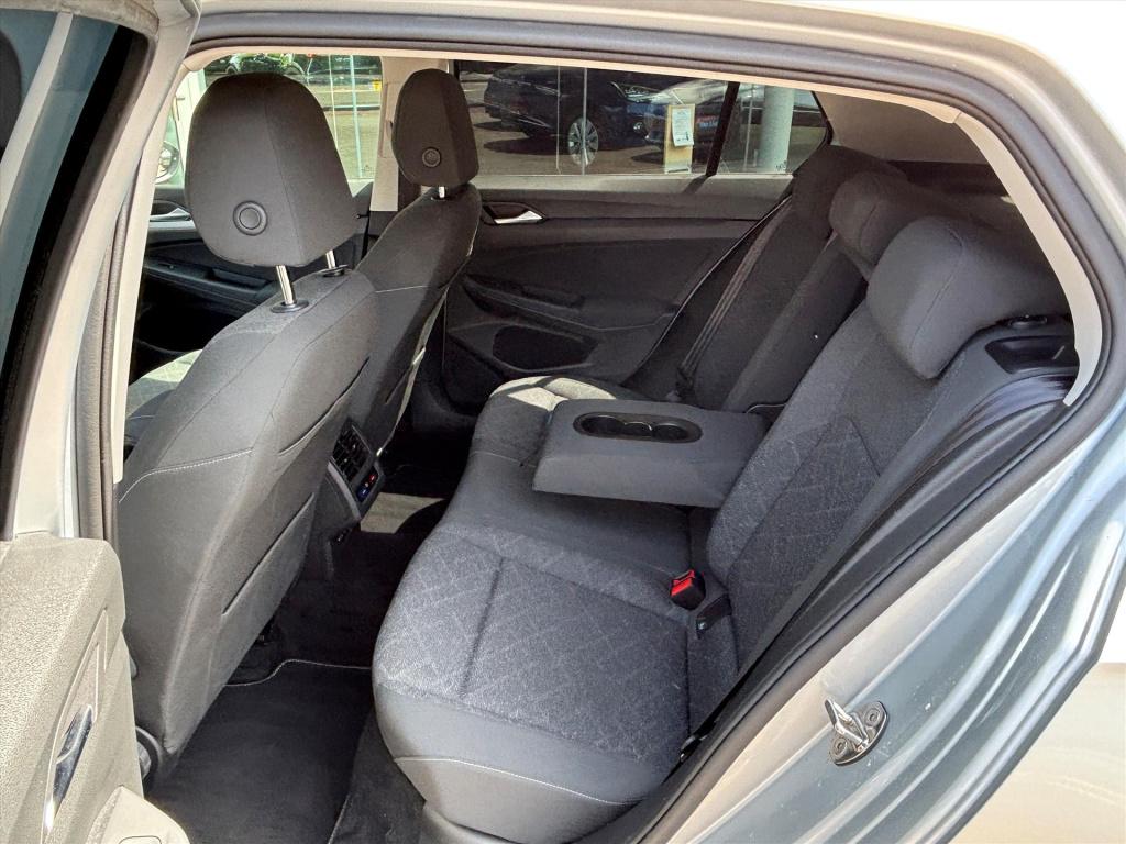 Volkswagen Golf 1.5 tsi 130pk life| navigatie |adapt cruise| led| rijklaarp