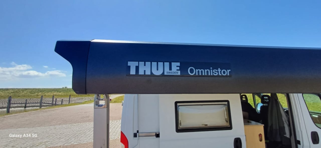 Thule Omnistor luifel 6300 incl dak adapters