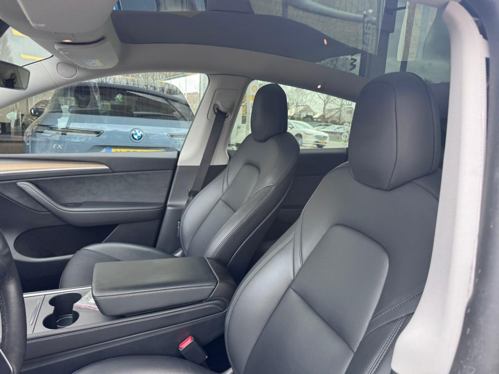 Tesla Model Y long range awd 75 kwh