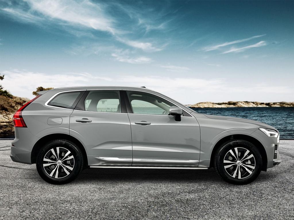 Volvo XC60 t6 398pk recharge bright| achteruitrijcamera| trekhaak| pano|