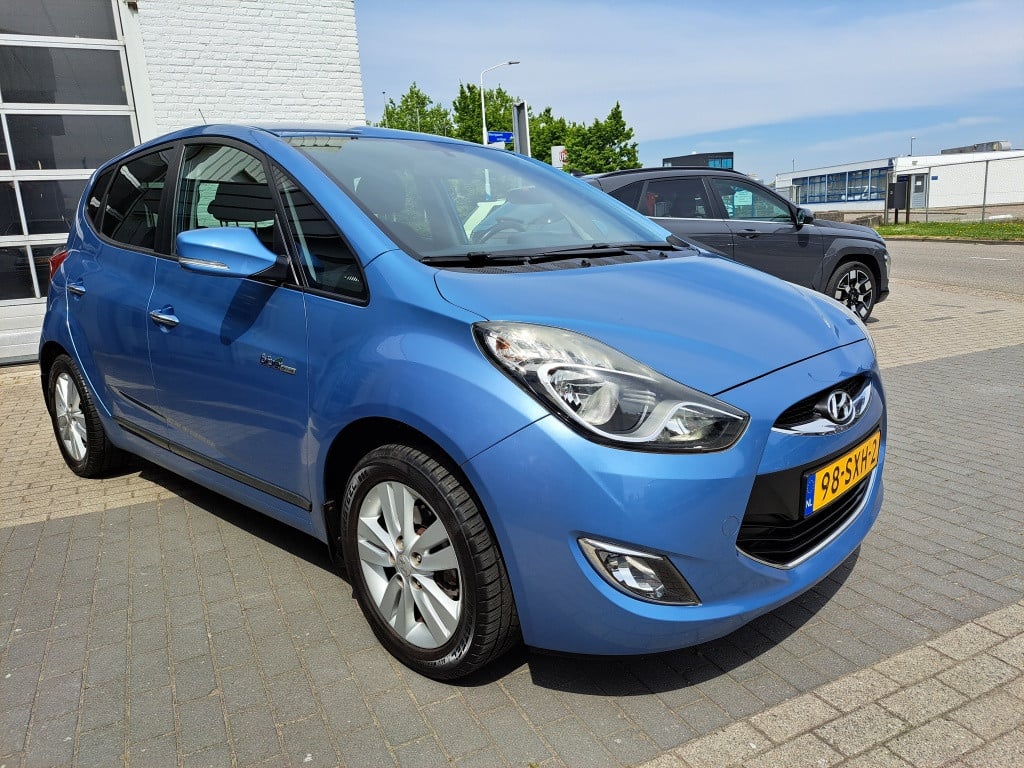 Hyundai Ix20 1.6i i-vision | trekhaak | navigatie | camera | cruise control