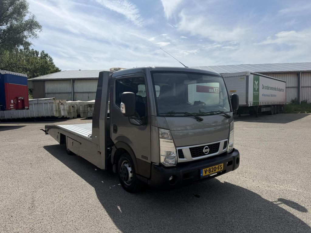 Nissan Onbekend nt400 35.15 3.0 dci tijhof oprijwagen luchtremmen