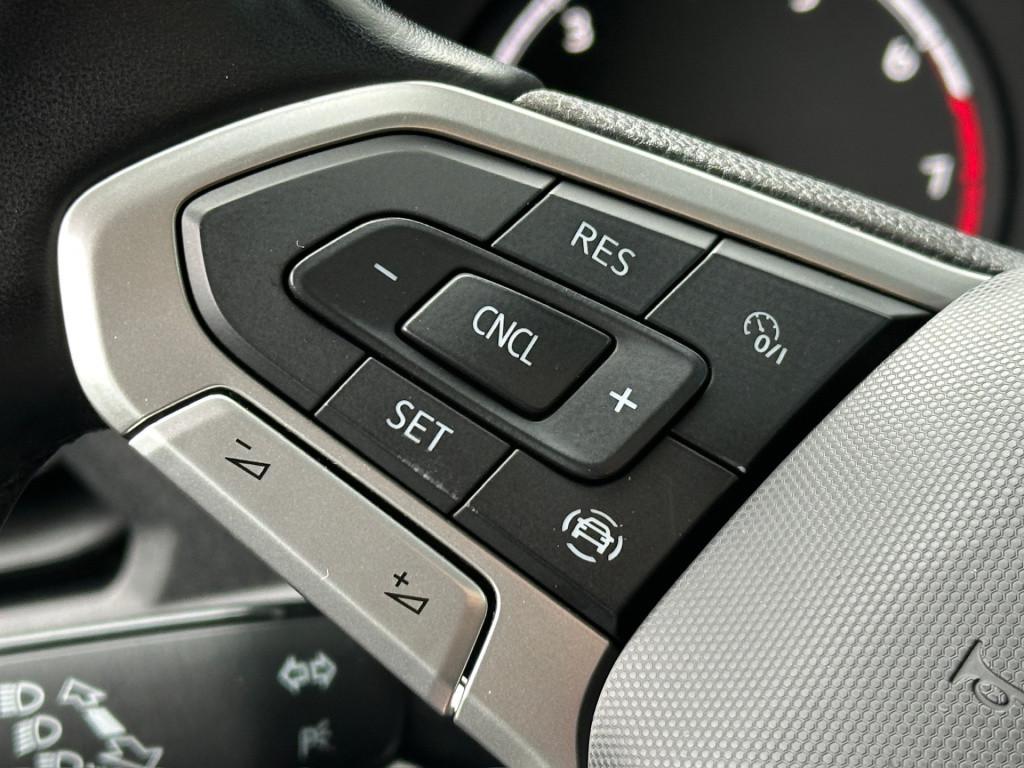 Volkswagen Caddy 1.5 tsi 5-persoons | navi | led | camera | cruise | rijkla