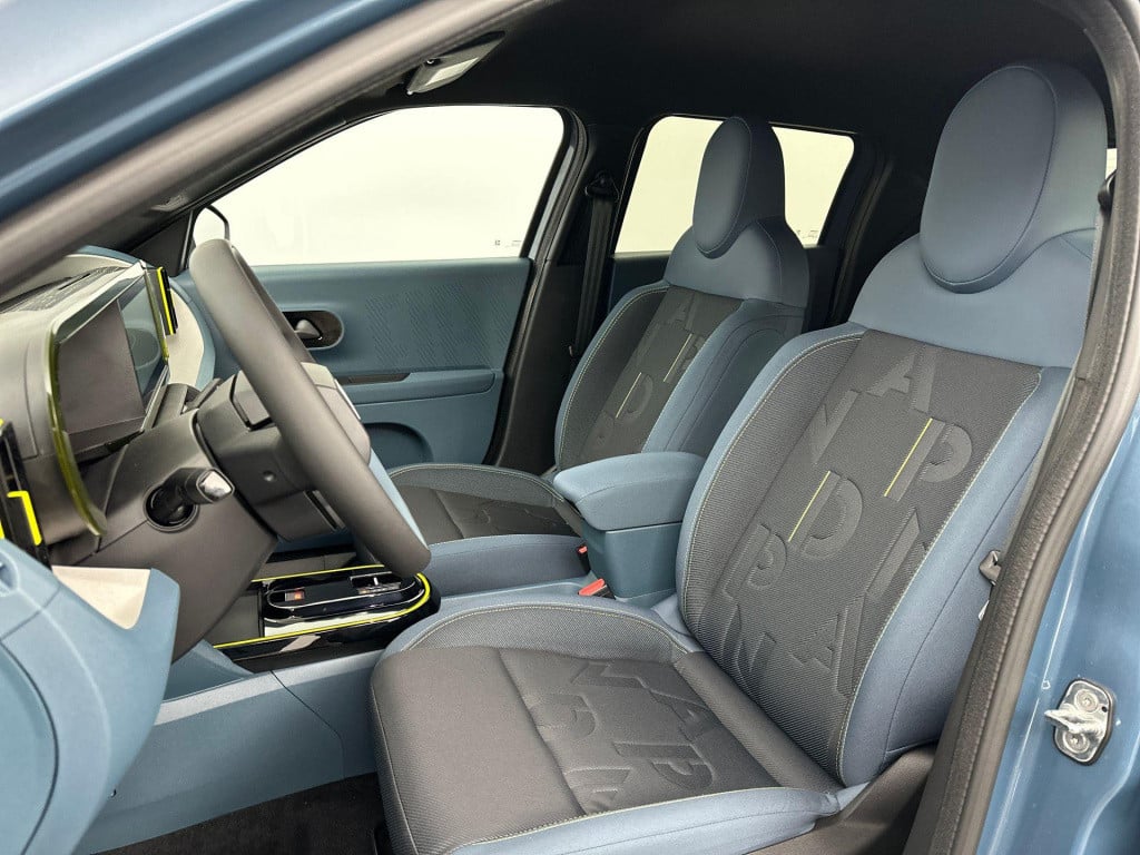 Fiat Panda grande 1.2 hybrid icon sensoren achter | apple carplay & android