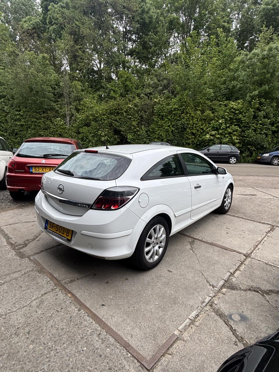 Opel Astra jaar apk