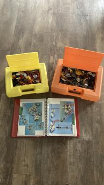 2 KNEX koffers + bouwtekeningen