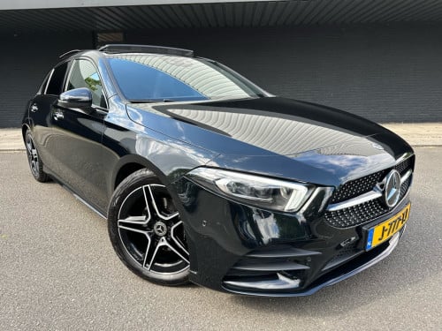 Mercedes-Benz A-Klasse 180 business solution amg // ambiance verlichting //
