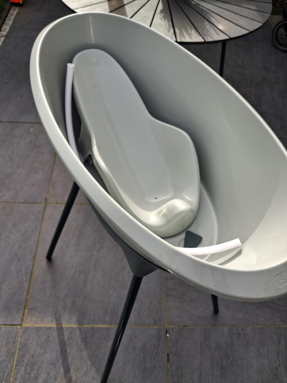 Baby bad met standaard Luma