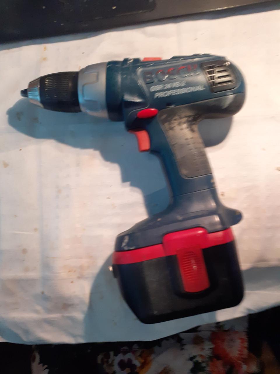 Accu-boormachine 24Volt merk BOSCH Profesioneel XXL + Lader + 2e Accu