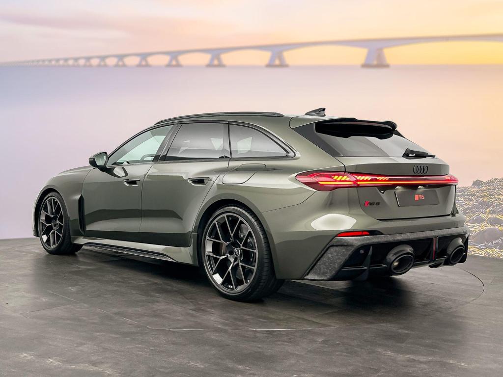 Audi Rs5 avant 2.9 e-hybrid 639pk quattro