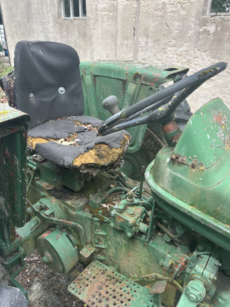 Tractor tegen elk aannemelijk bod.