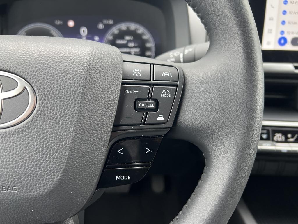 Toyota C-hr 1.8 hybrid 140 dyn